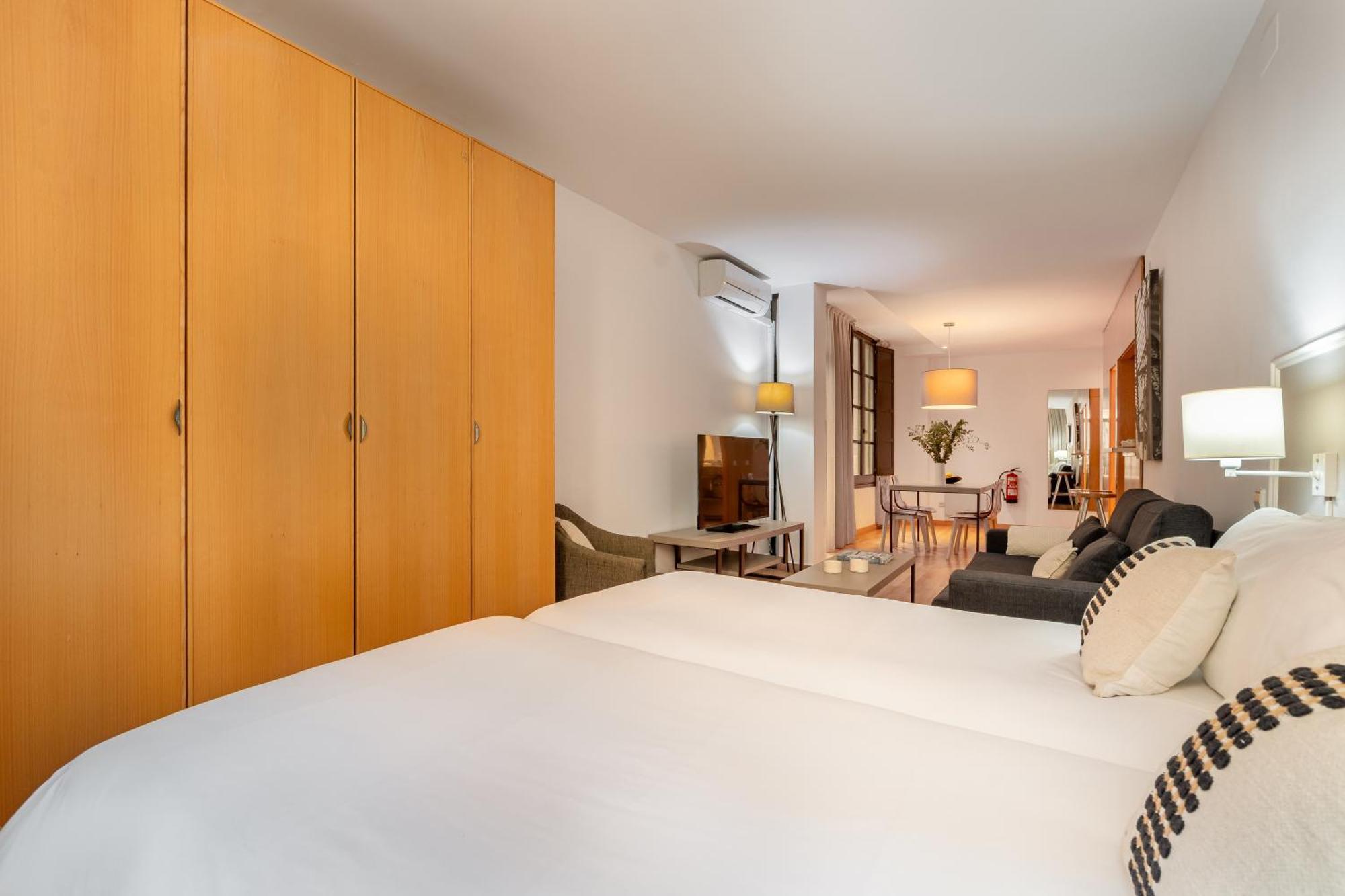 Aspasios Plaza Real Apartments Барселона Екстериор снимка